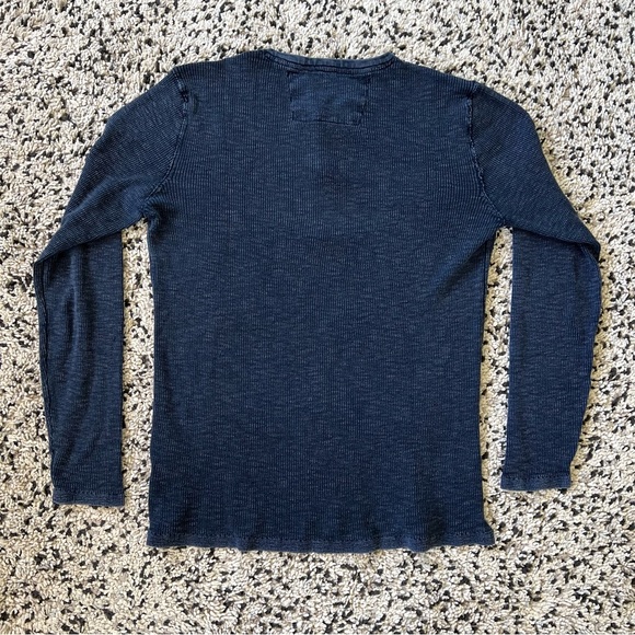 John Varvatos Waffle Henley Navy Blue Distressed Faded Long Sleeve Men’s Large - Picture 15 of 15
